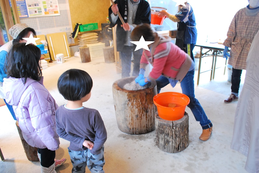 おもちつき大会開催