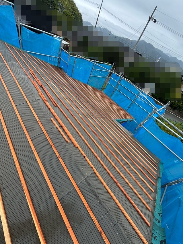 【新築】《9月中旬》兵庫県豊岡市｜瓦葺き、大工工事始まりました！