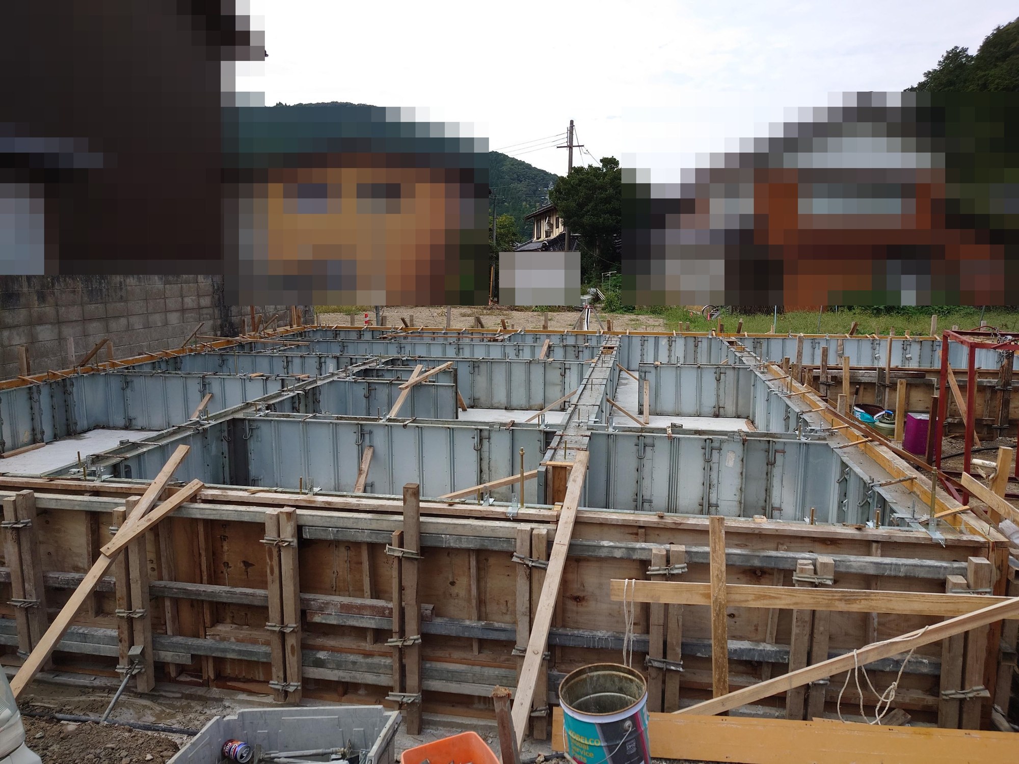 【新築】《9月下旬〜10月上旬》兵庫県豊岡市｜コンクリート打設、基礎の立ち上がりへ！