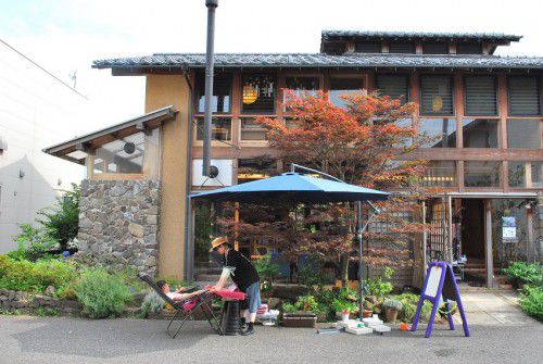 里やまショップ開店中